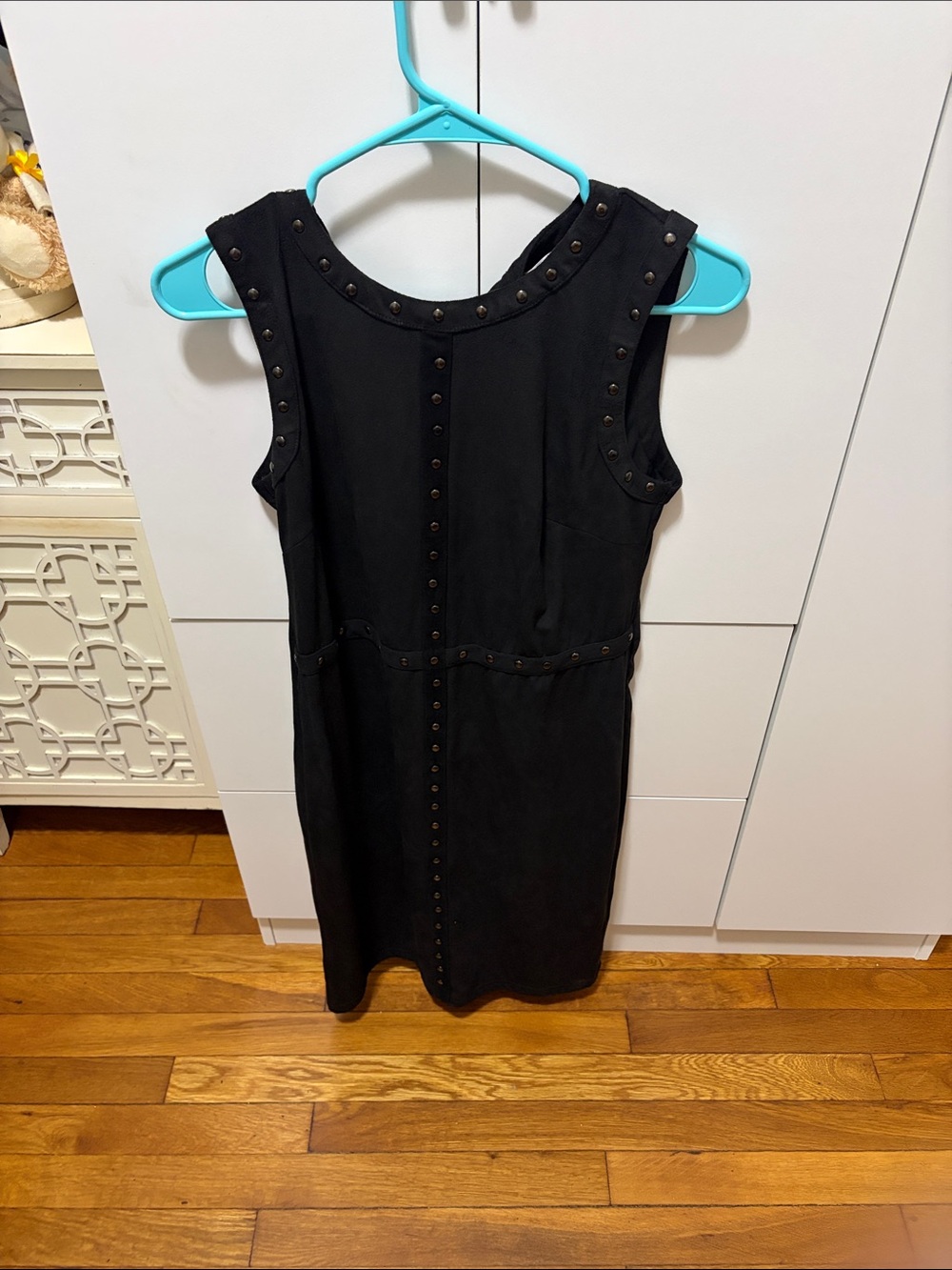 Spense Black Sleeveless Stud-Trim Mini Dress